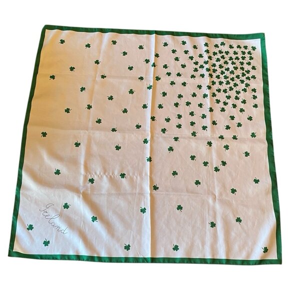 Ireland White Green Clover Scarf 26x27 Women's Lightweight Polyester - Picture 1 of 6
